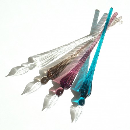 ▷ PLUMA CRISTAL RED 18.5CM. NEGRA | Taine - Imagen 1