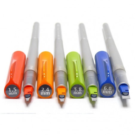 ▷ PLUMA PILOT PACK CALIGRAFICA PARALLEL PEN 1.5 MM | Taine - Imagen 1