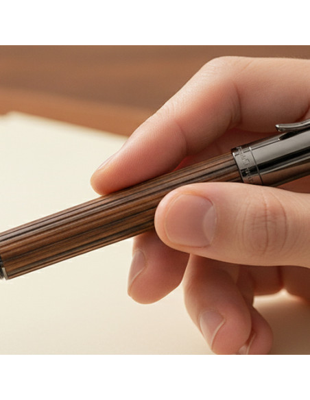 ▷ ROLLER MACASSAR BLACK EDITION G.V.FABER-CASTELL | Taine - Imagen 2