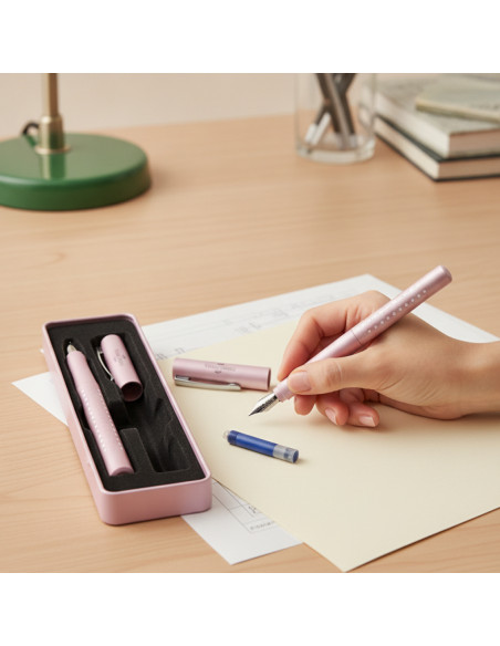 ▷ ESTUCHE DE REGALO GRIP ESTILOGRAFICA ROSA FABER-CASTELL | Taine - Imagen 2