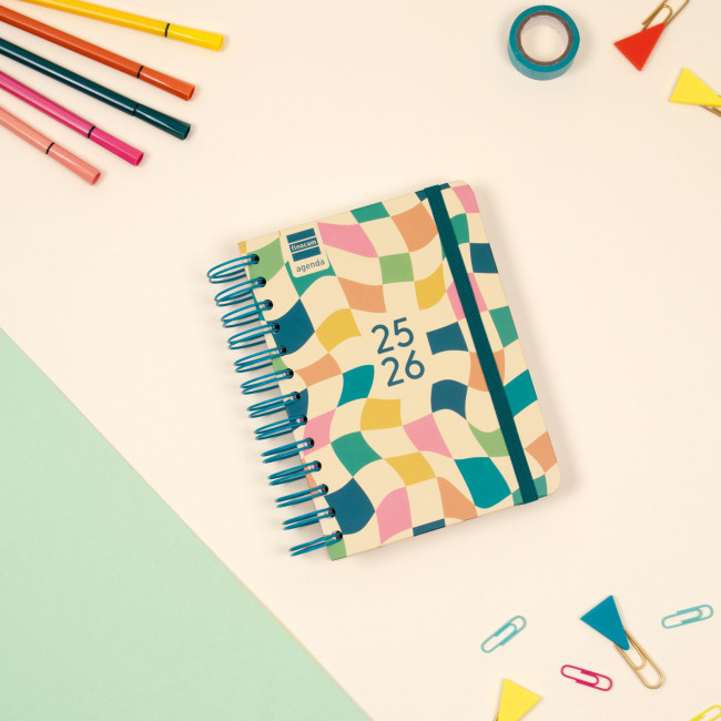 ▷ AGENDA 26-27 ESCOLAR COSMO 8º 1DP ROJO | Taine - Imagen 2